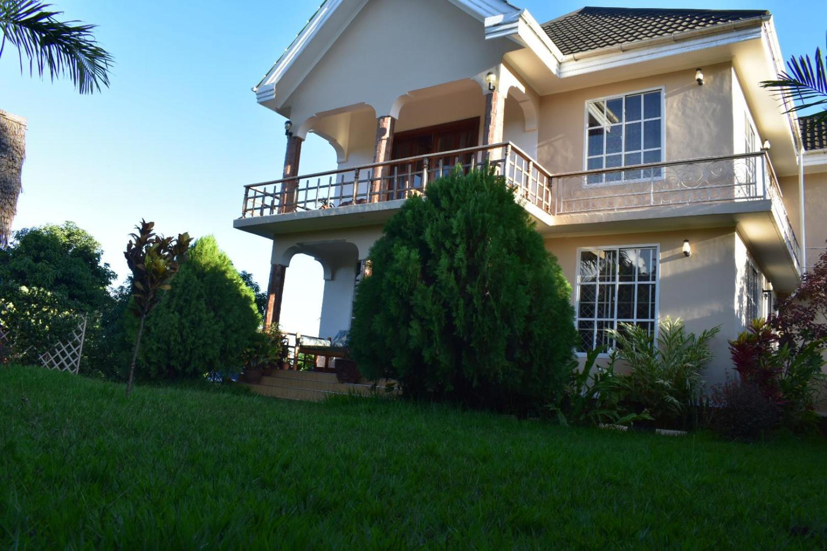 Kilimanjaro Accommodation Msaranga Exterior photo